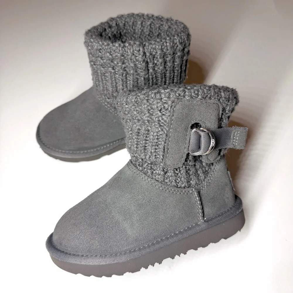 UGG excellent pre