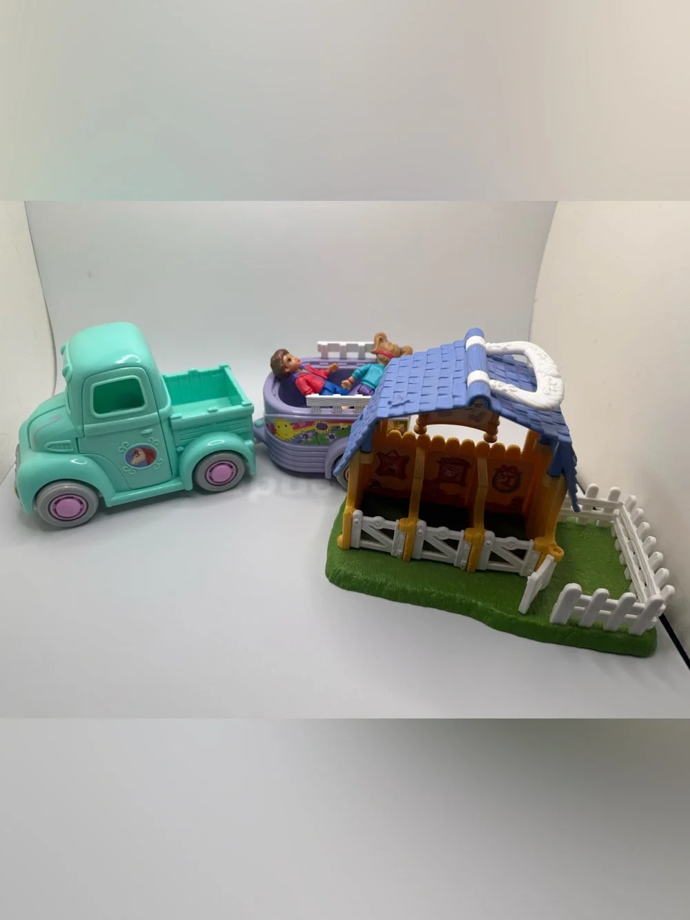 Fisher-Price loving family sweet streets petting farm truck & trailer figures