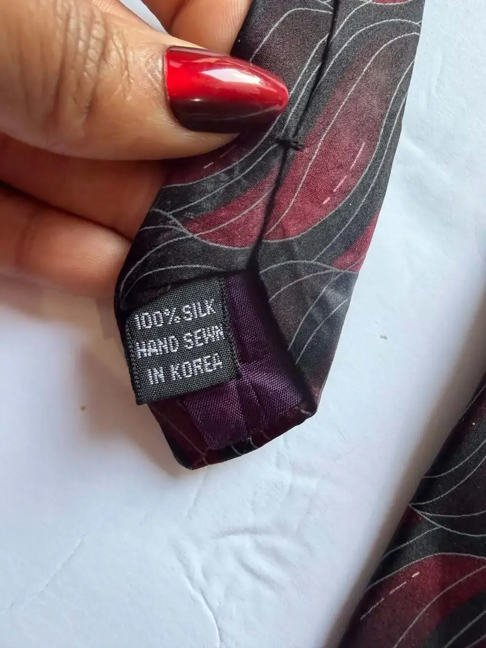 Alexander Julian 100% silk