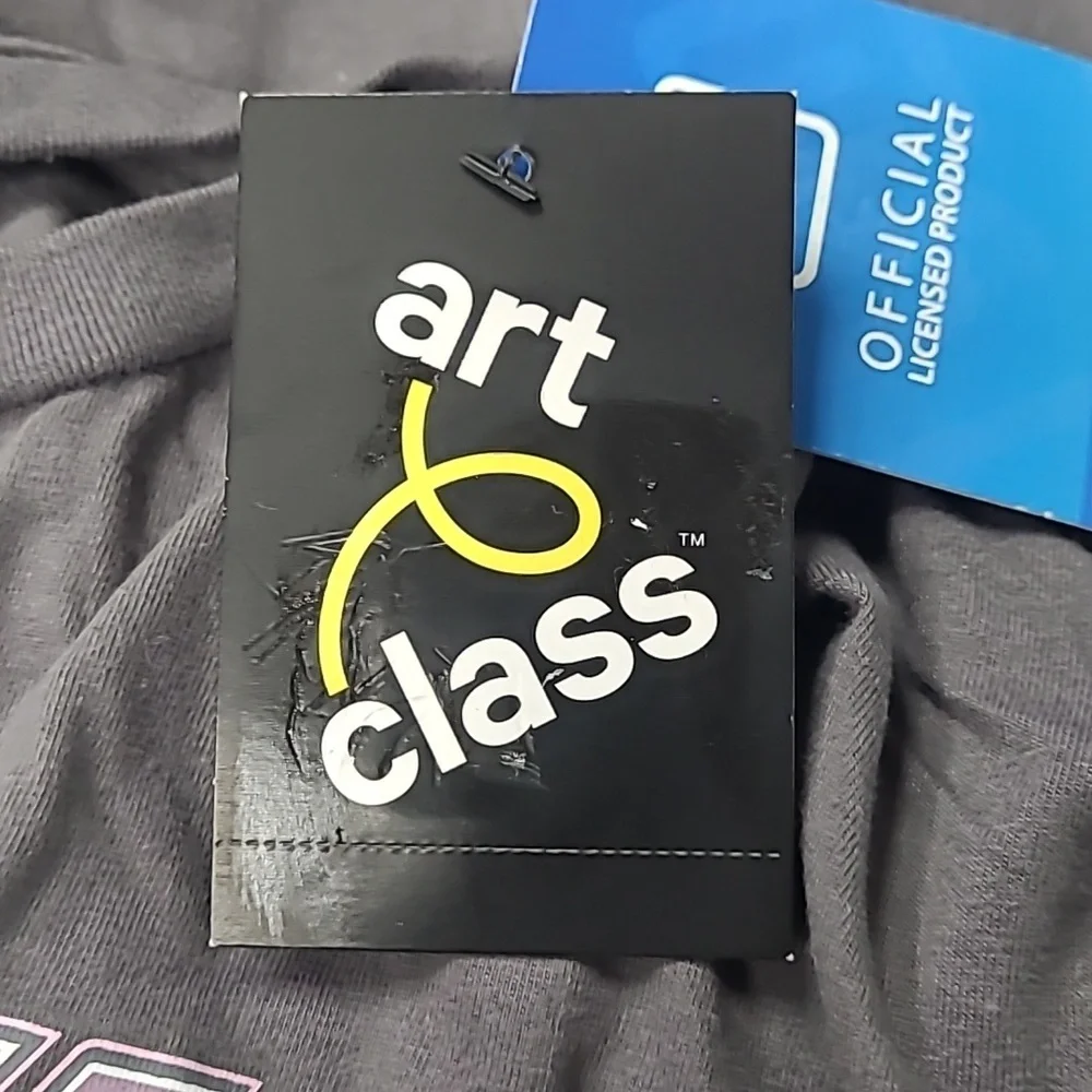 art  class tagless image