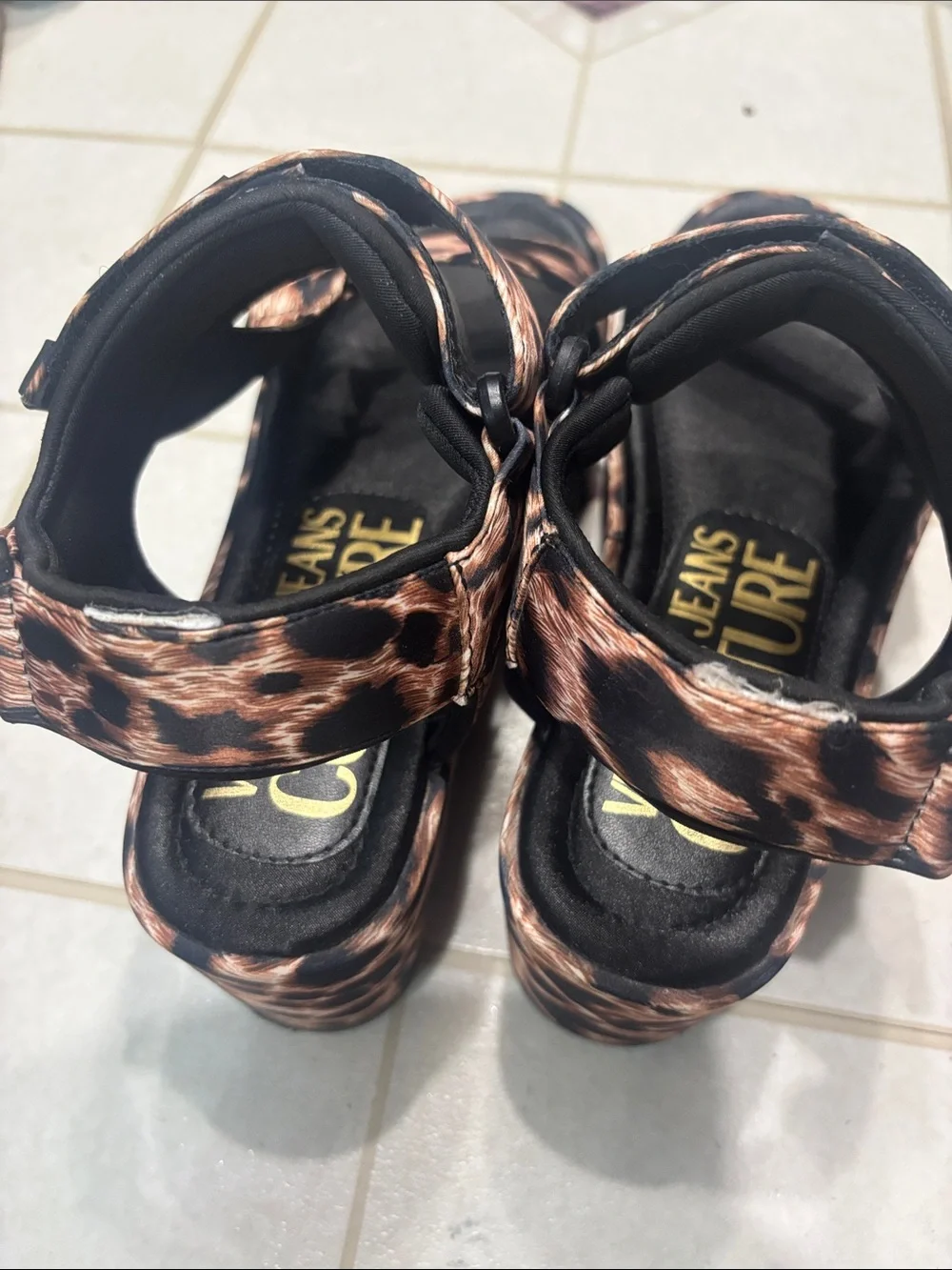 Versace Jeans Couture bold leopard