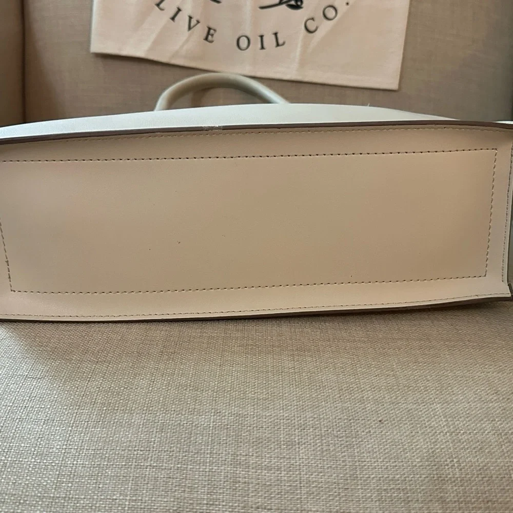 Anne Klein this anne