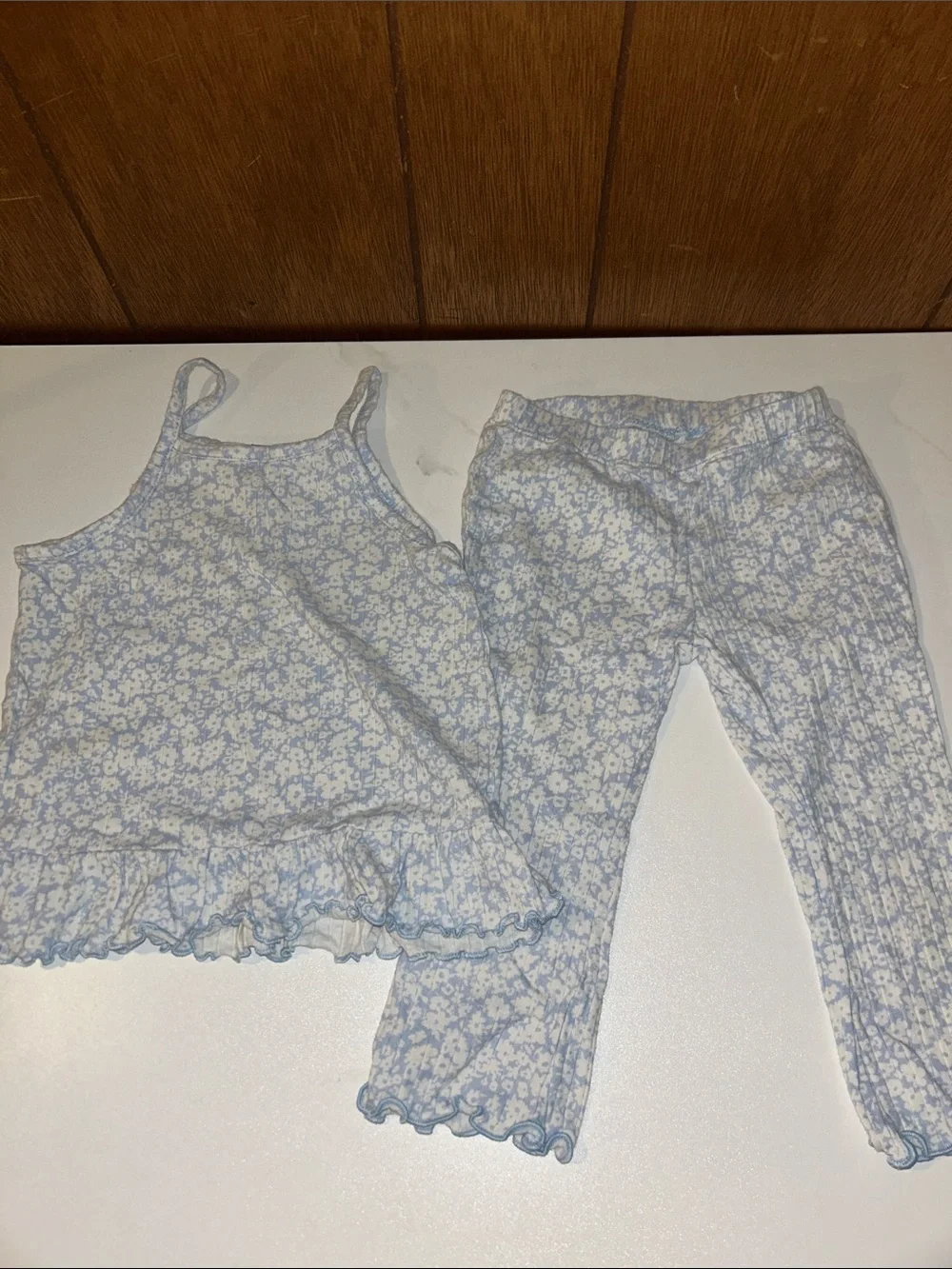 3/$25 Old Navy | Blue and White Floral Matching Set