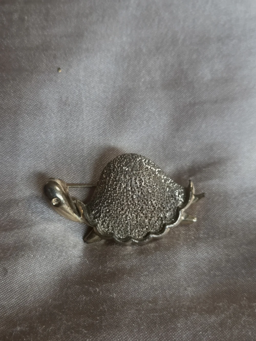 Vintage Goldtone Texture Turtle Brooch Pin