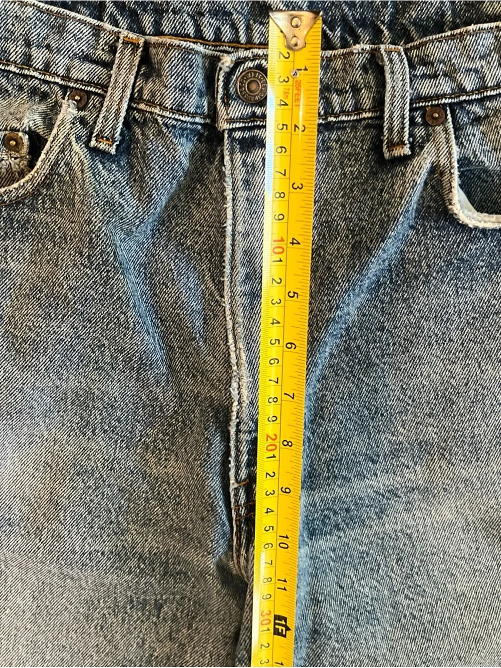 Levis relaxed light