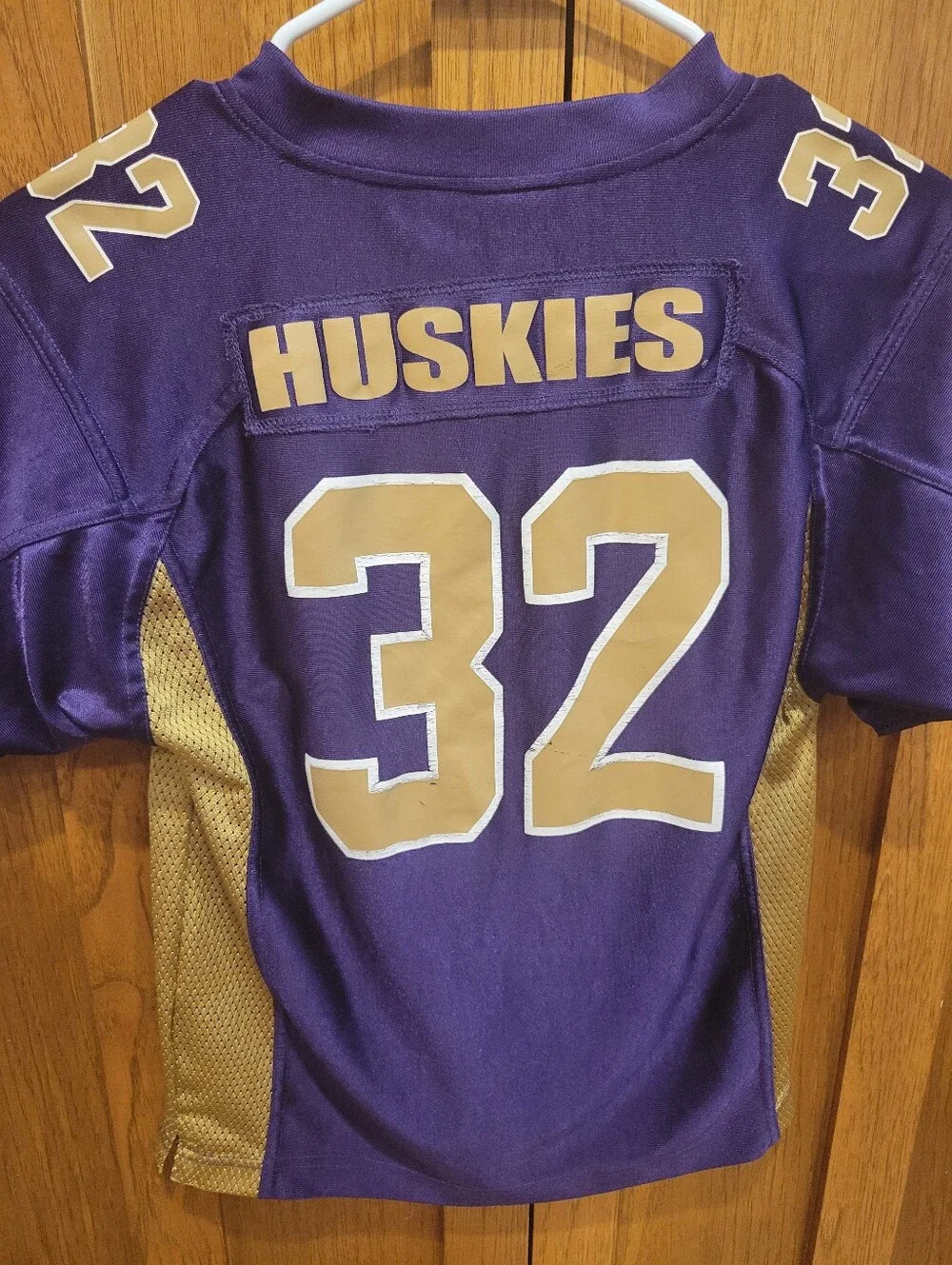 Youth Huskeys Jersery.  Starter Brand Size 12/14