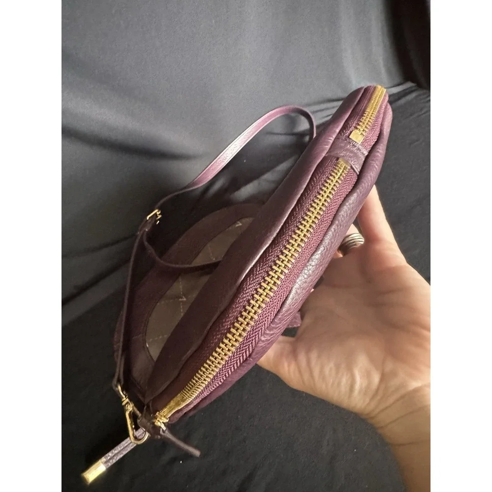 Vince Camuto vince crossbody