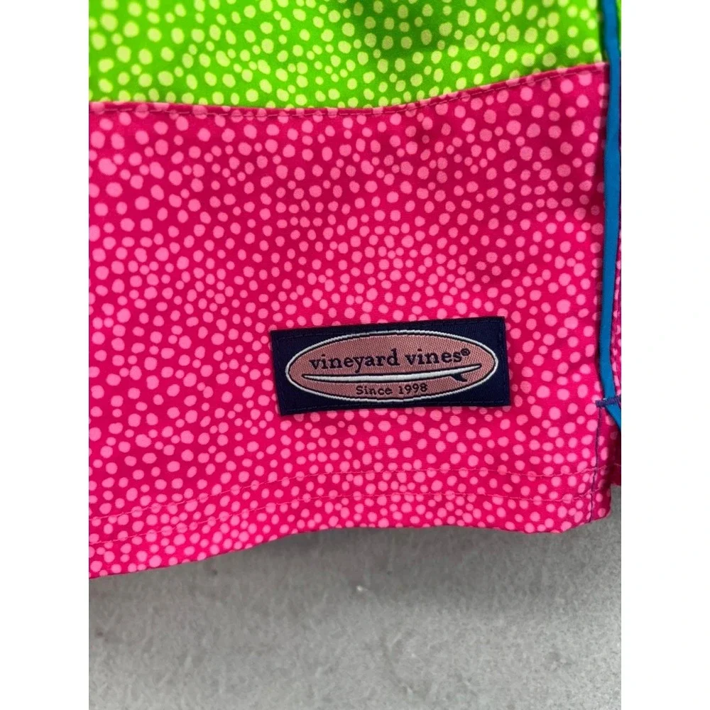 Vineyard Vines vibrant board