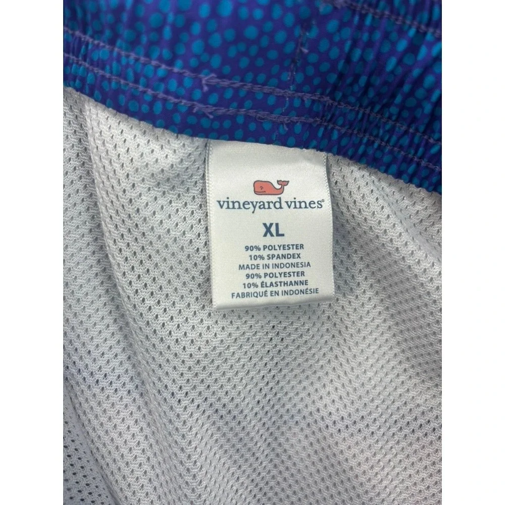 Vineyard Vines vibrant board