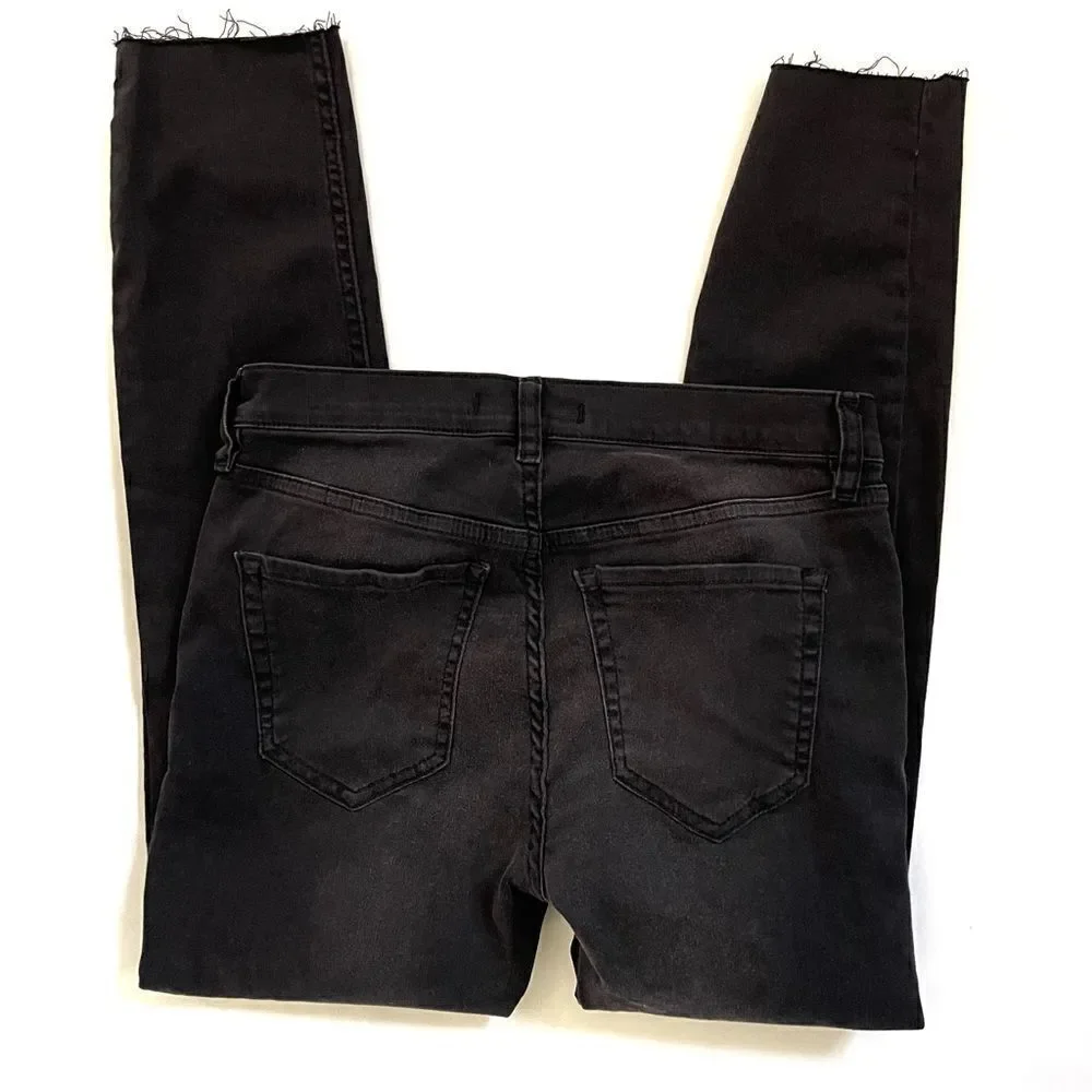 Free People Skinny Jeans Button fly Size 29 Dark Wash 2 missing buttons