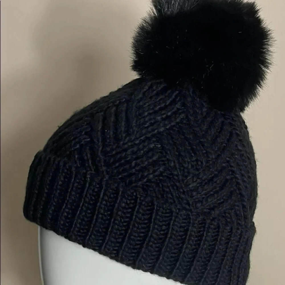 New Free People Black Pinnacle Pom Beanie