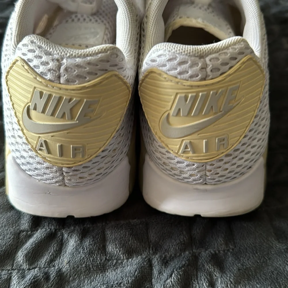 Nike shoes air 10