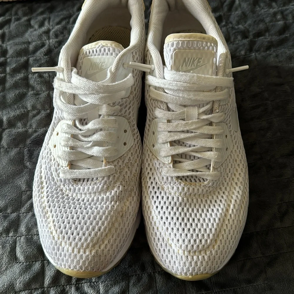 Nike breathe ultra cream