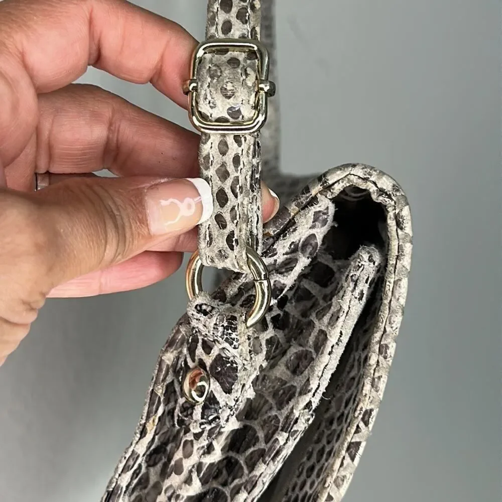 Elliott Lucca adjustable strap