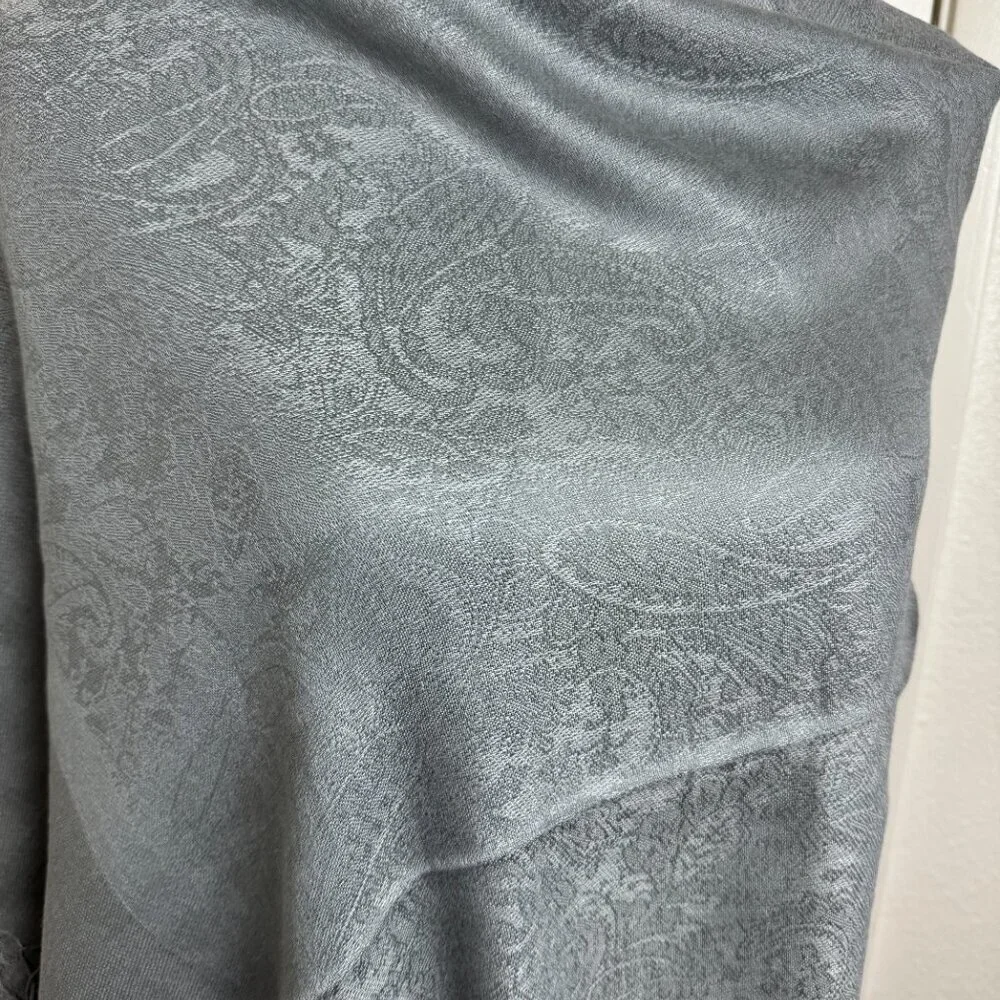 pashmina gray scarf