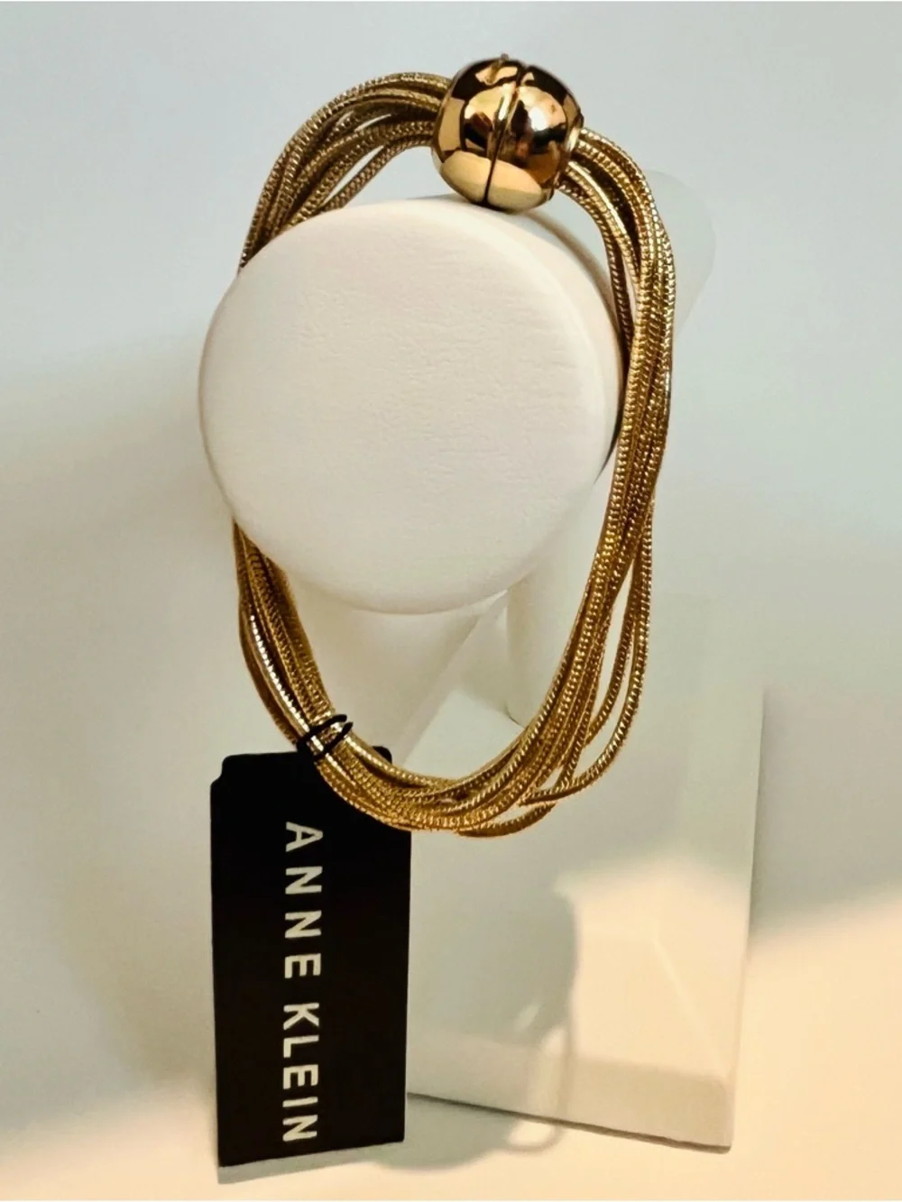 Anne Klein give your