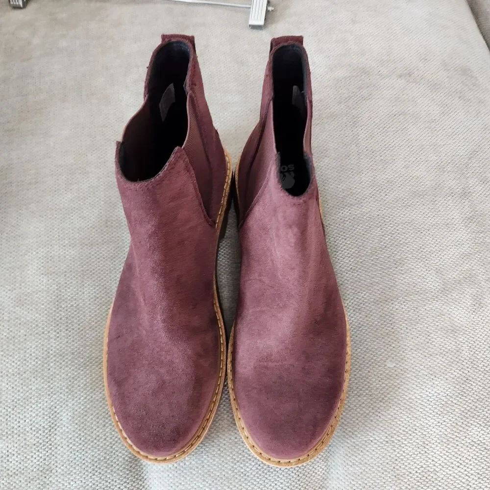 Sorel show boots have