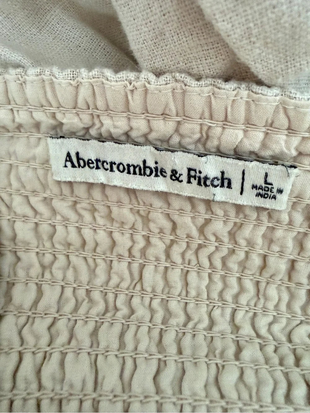 Abercrombie & Fitch effortlessly chic