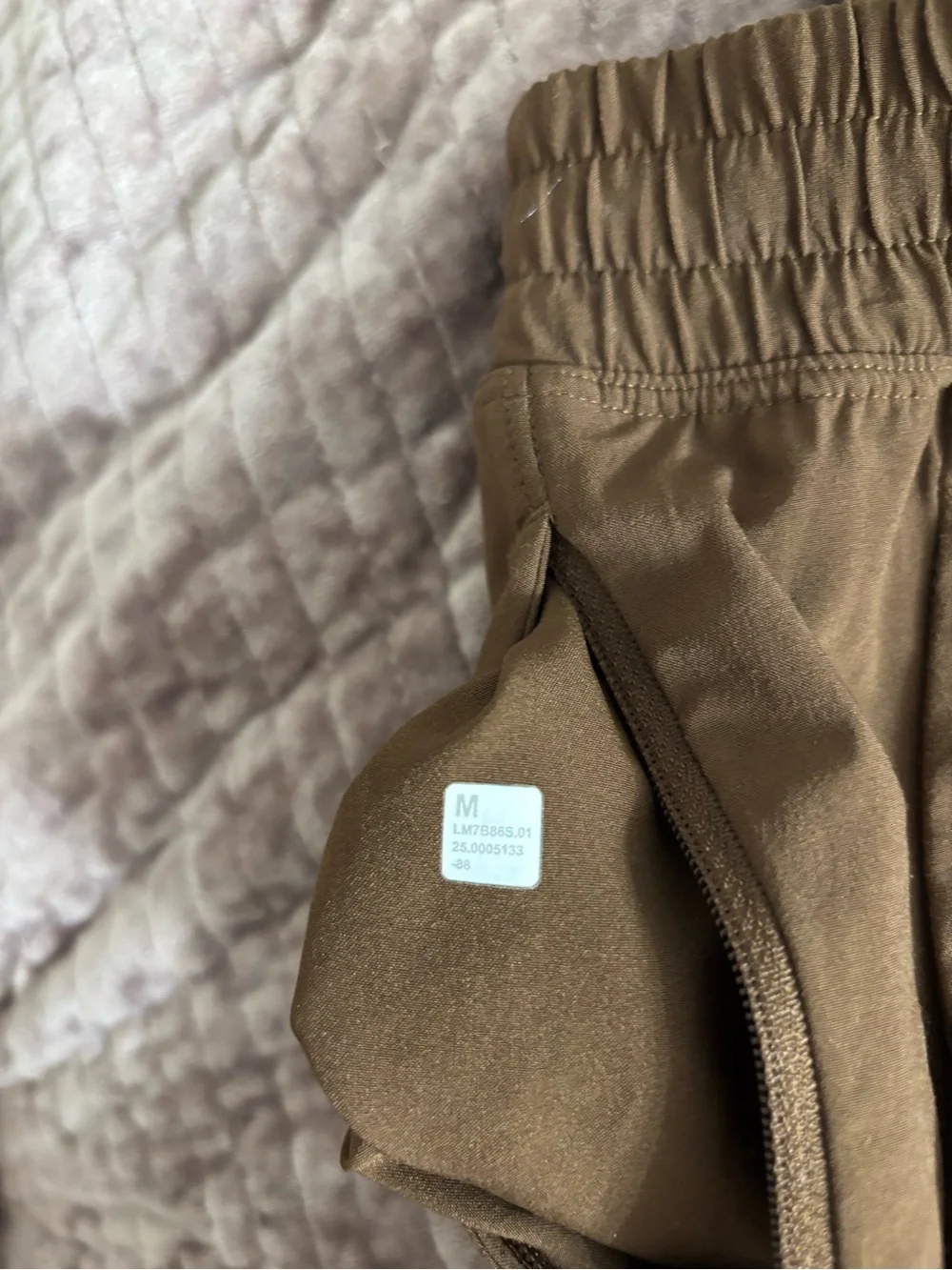 Lululemon Pace Breaker Linerless Short 5” - Brown Soil (Medium)