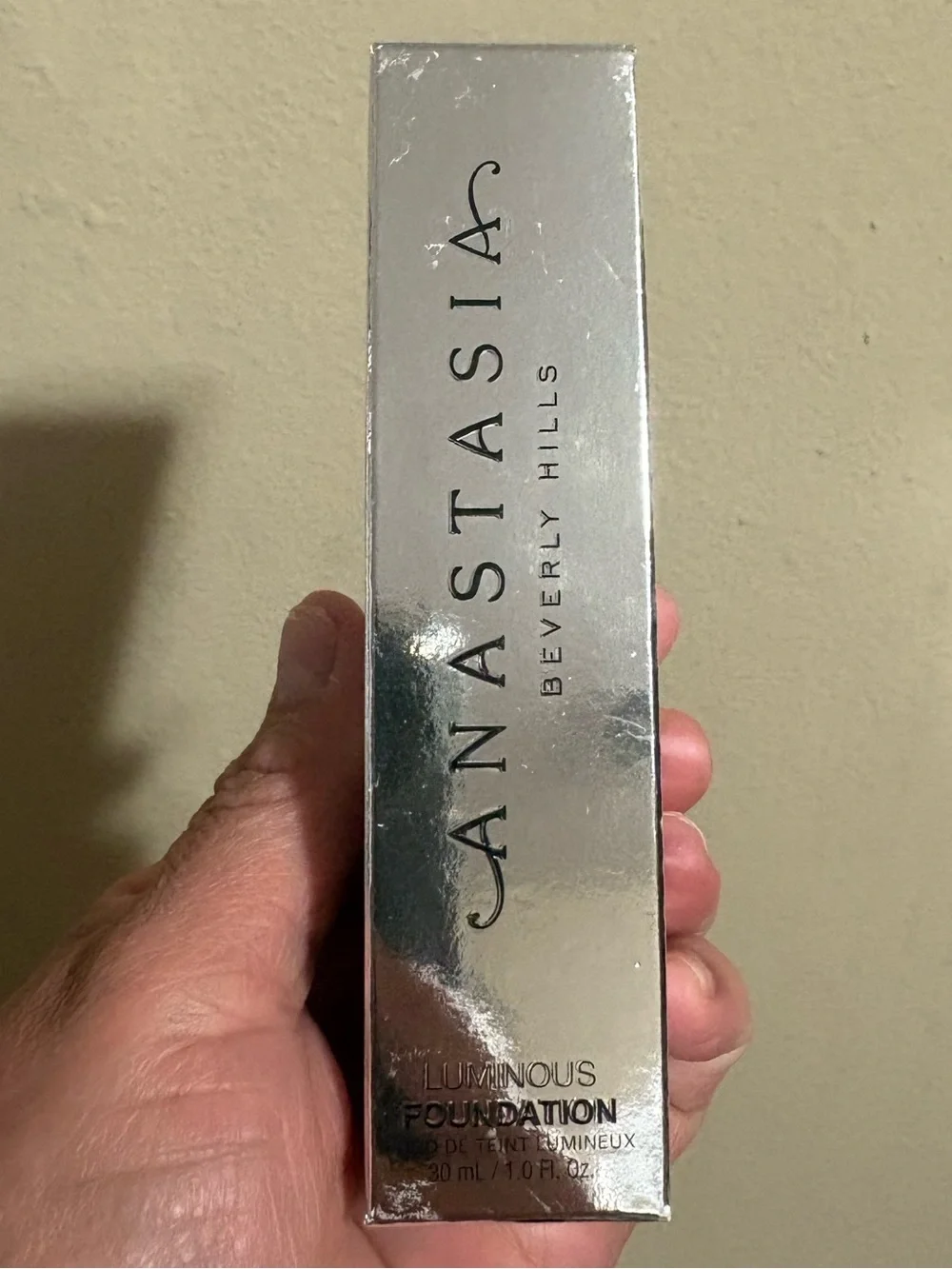 Anastasia Beverly Hills Luminous Foundation - 150W Brand New Never Used.
