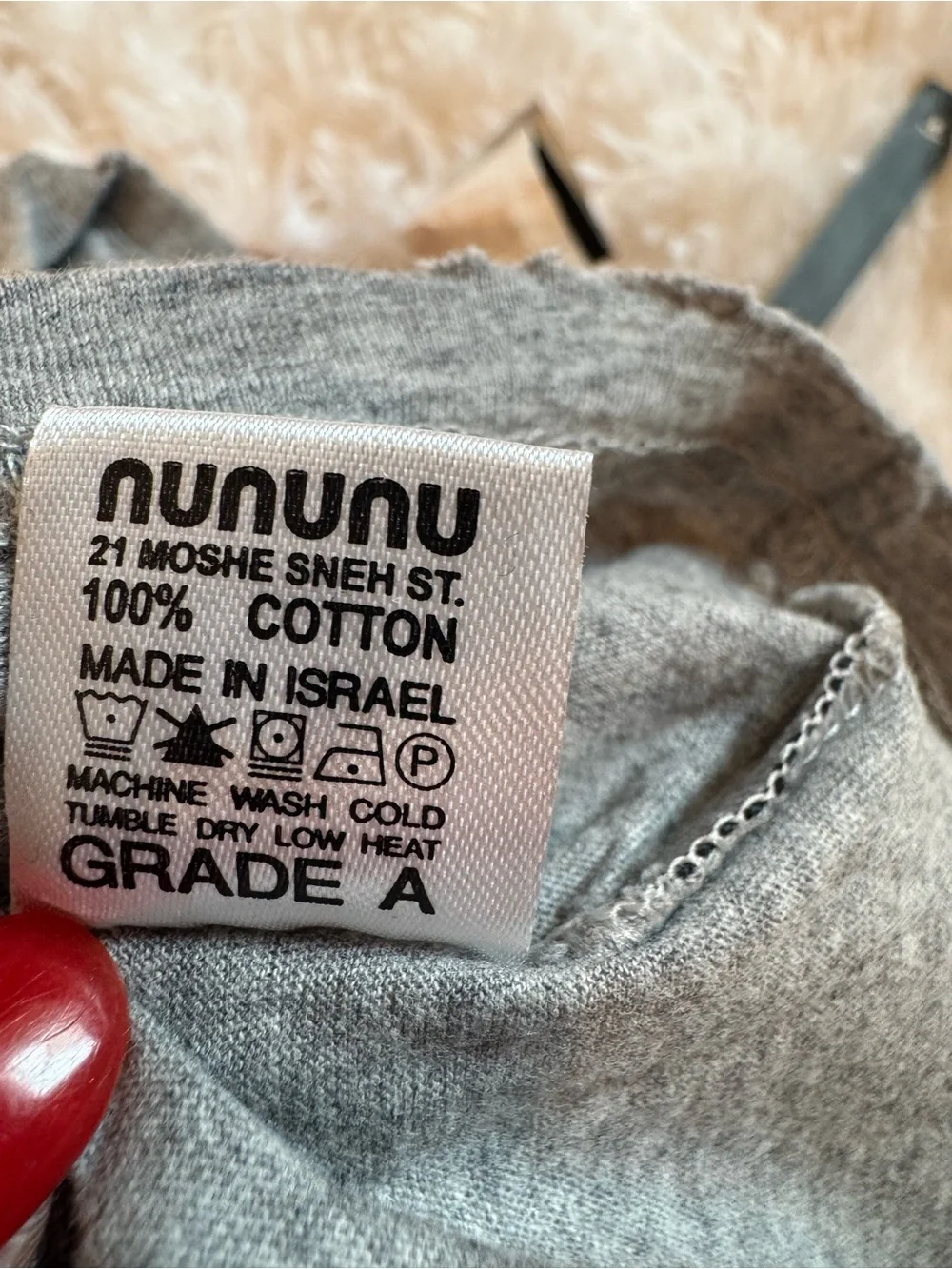 nununu edgy layered