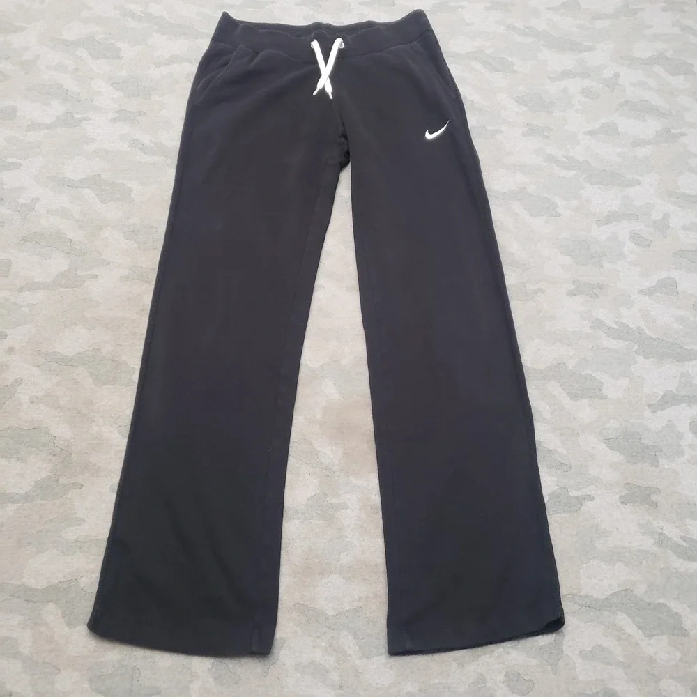 Nike Sweatpants Womens Small Black Pockets Drawstring Club Fleece Loose Fit Gym