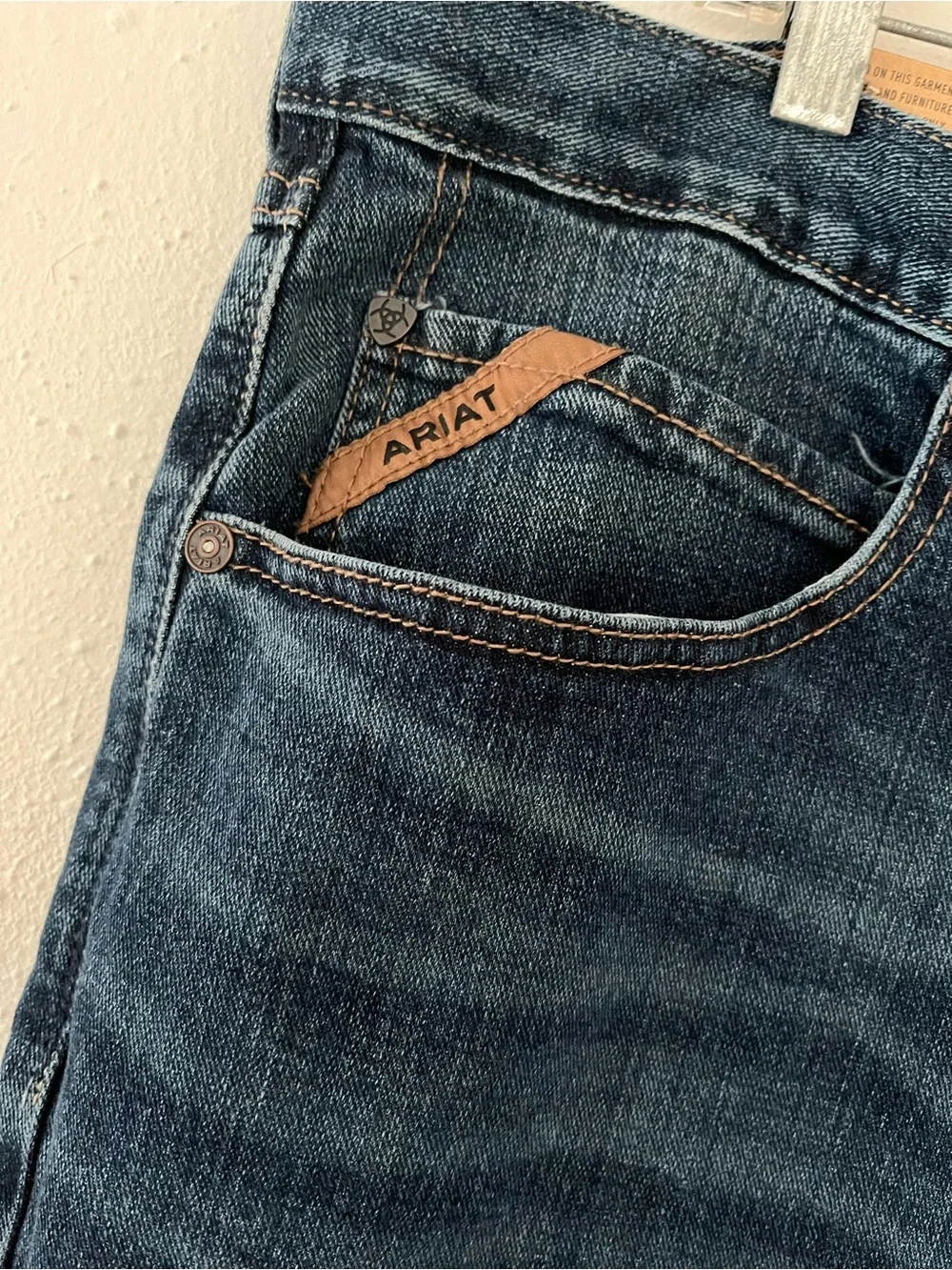 Ariat Men's BOOT CUT  Jeans Size 44x32