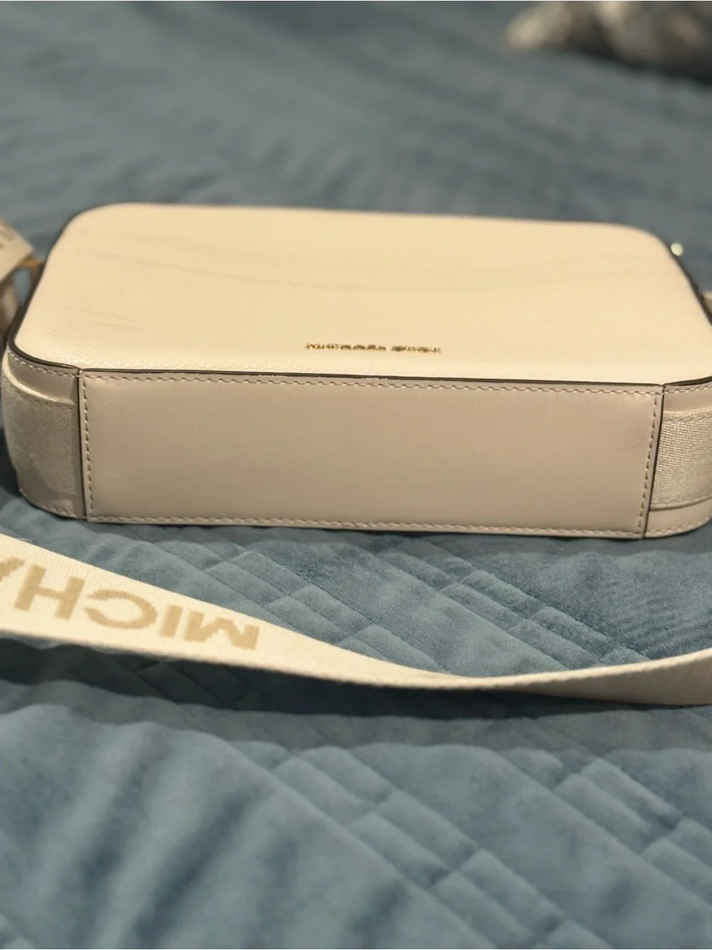 Michael Kors compact michael