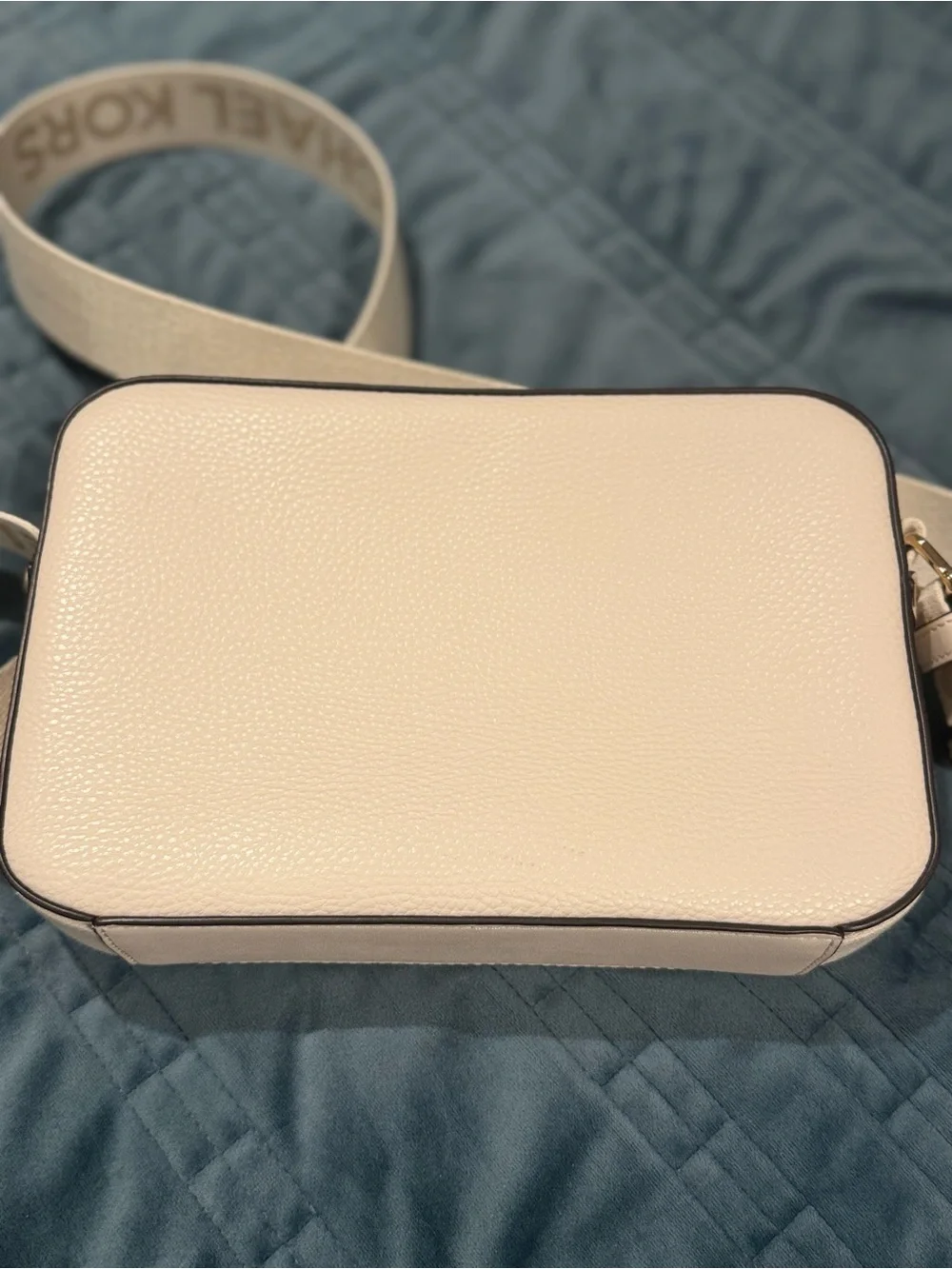 Michael Kors compact michael