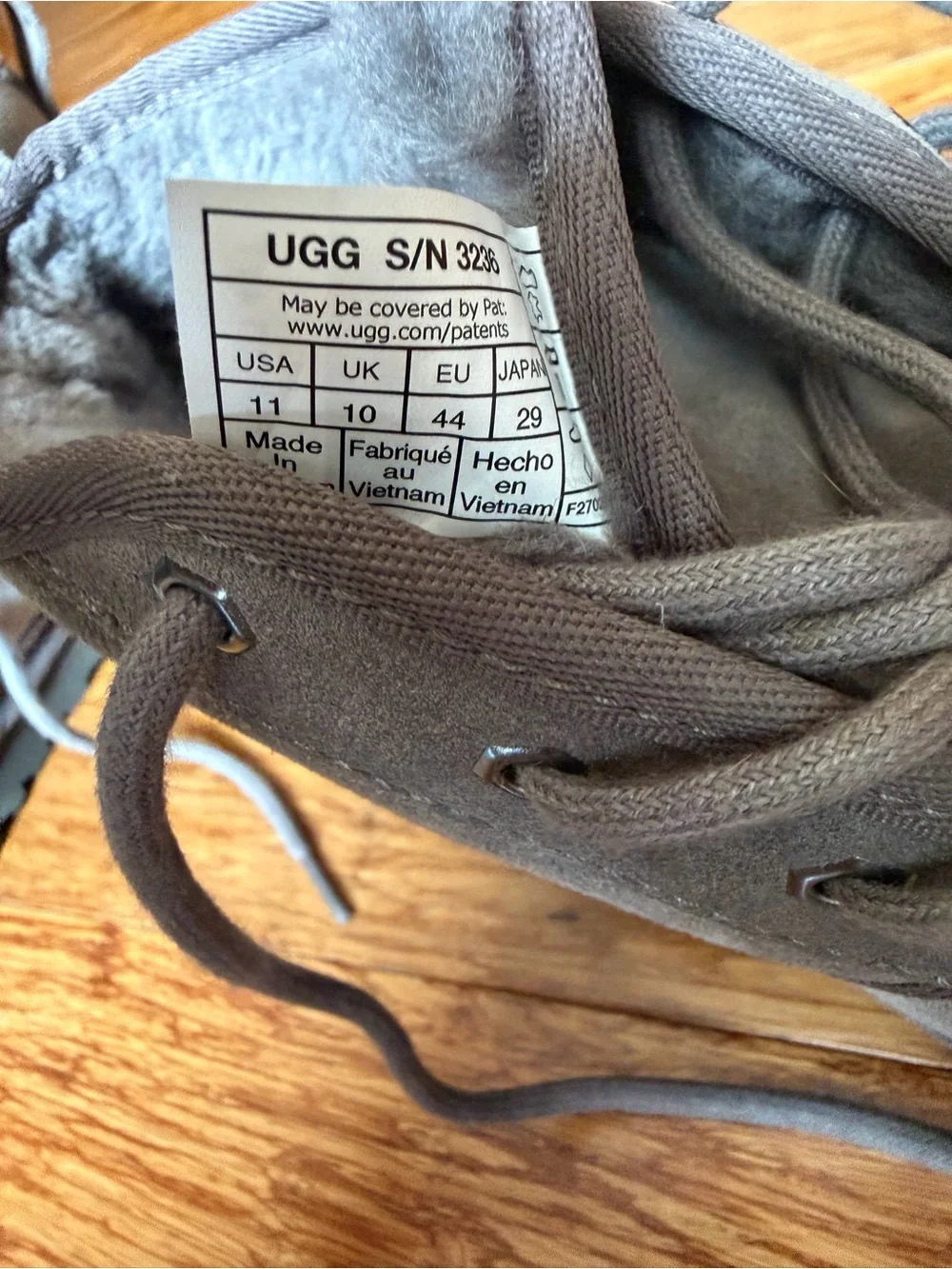 UGG easy shearling