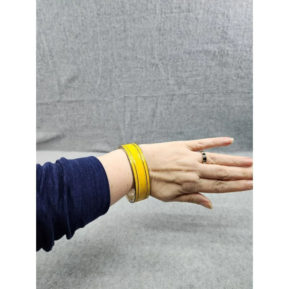 N/A this yellow