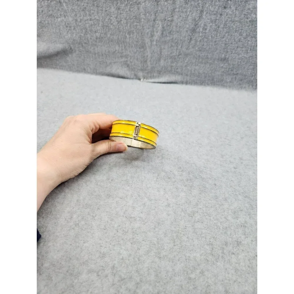 N/A this yellow