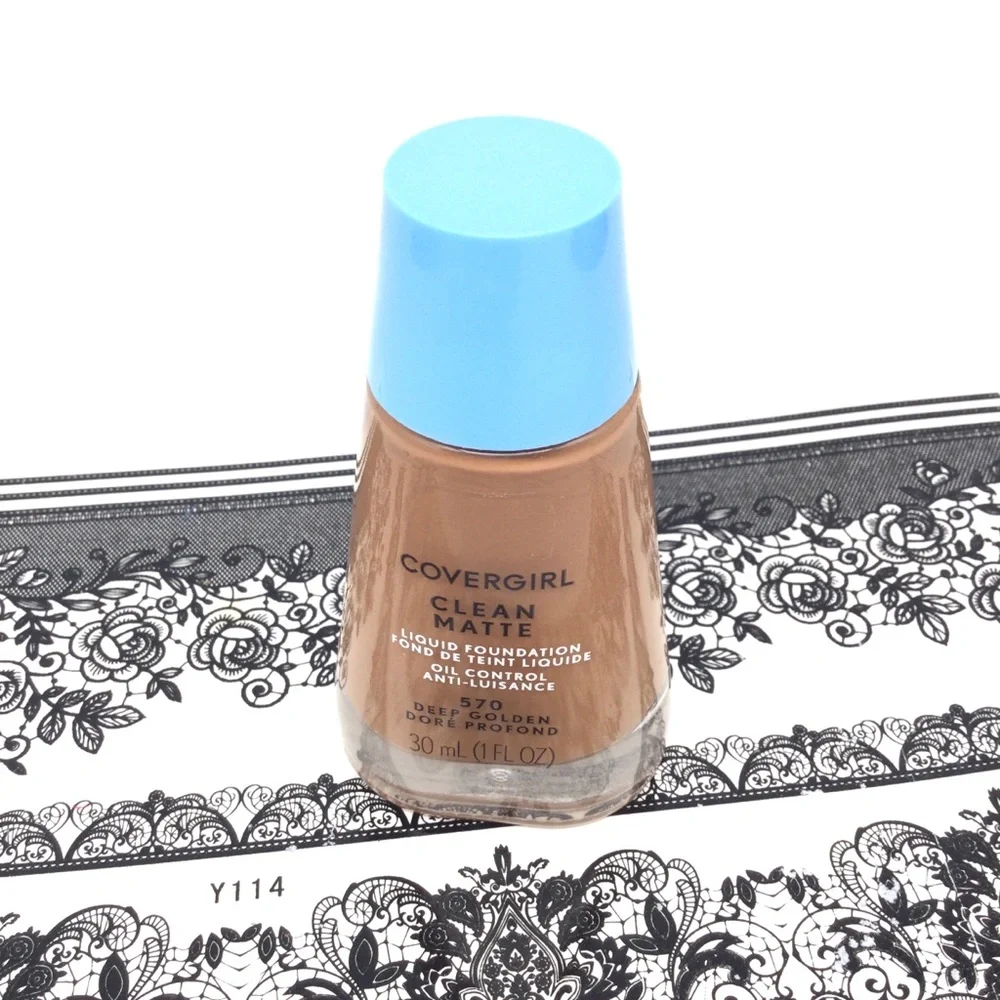 COVERGIRL clean matte
