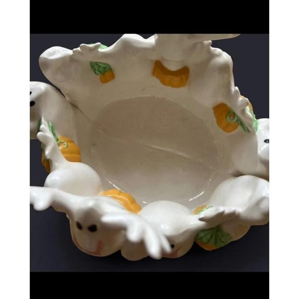 The Unbranded Brand ceramic halloween