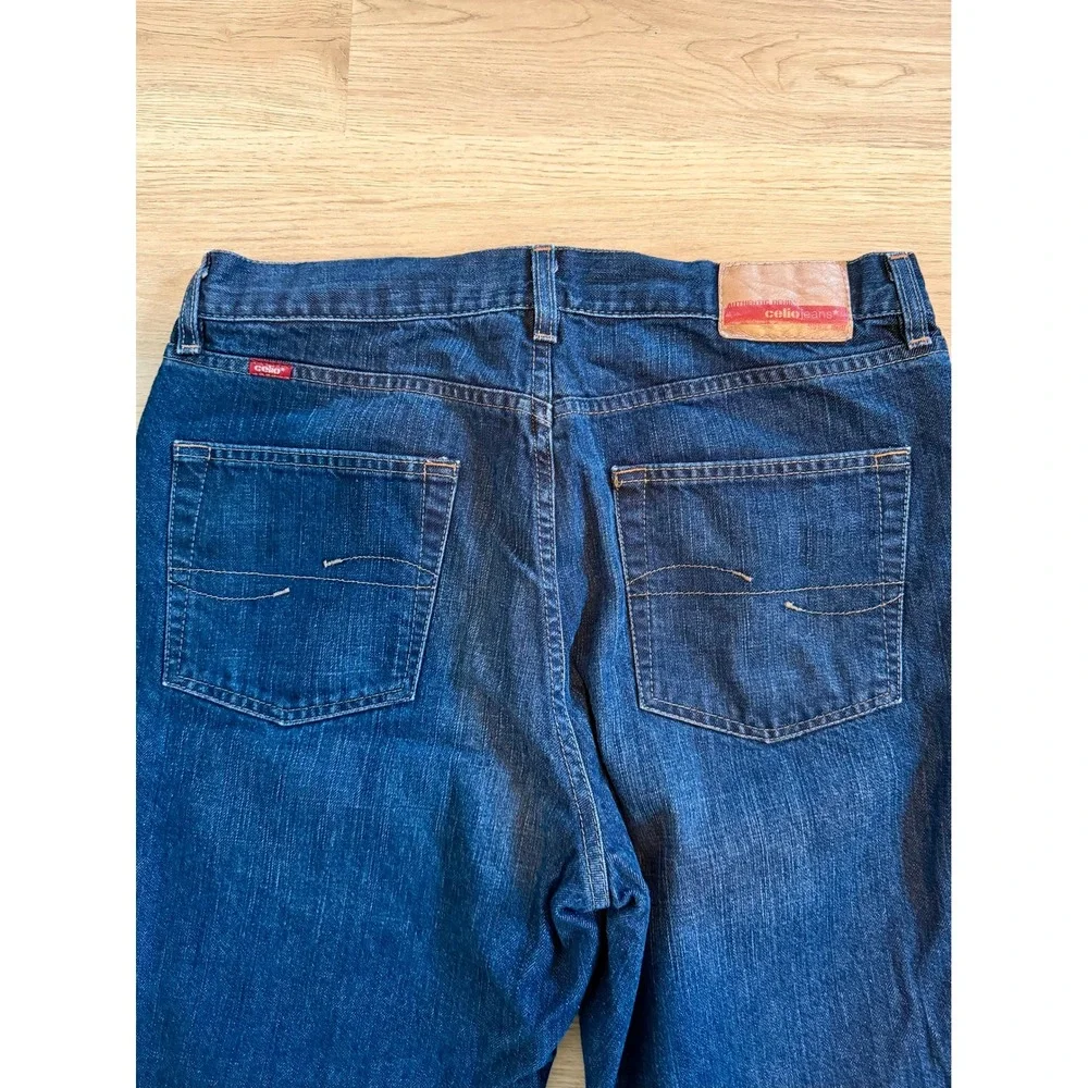 Celio making subtle silhouette