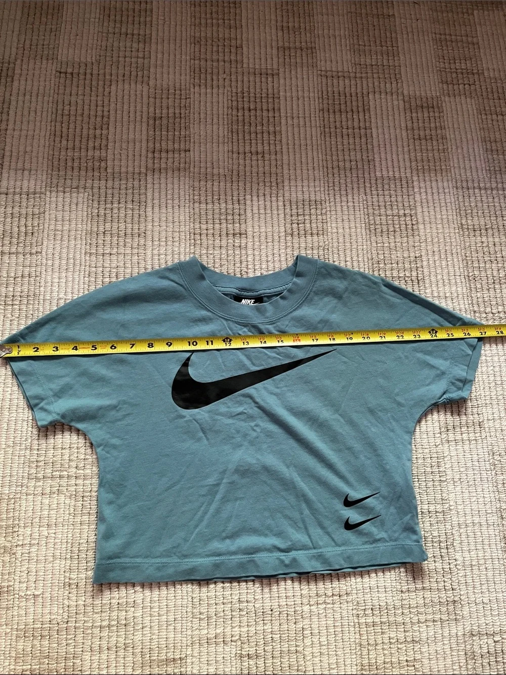 Nike cropped shirt