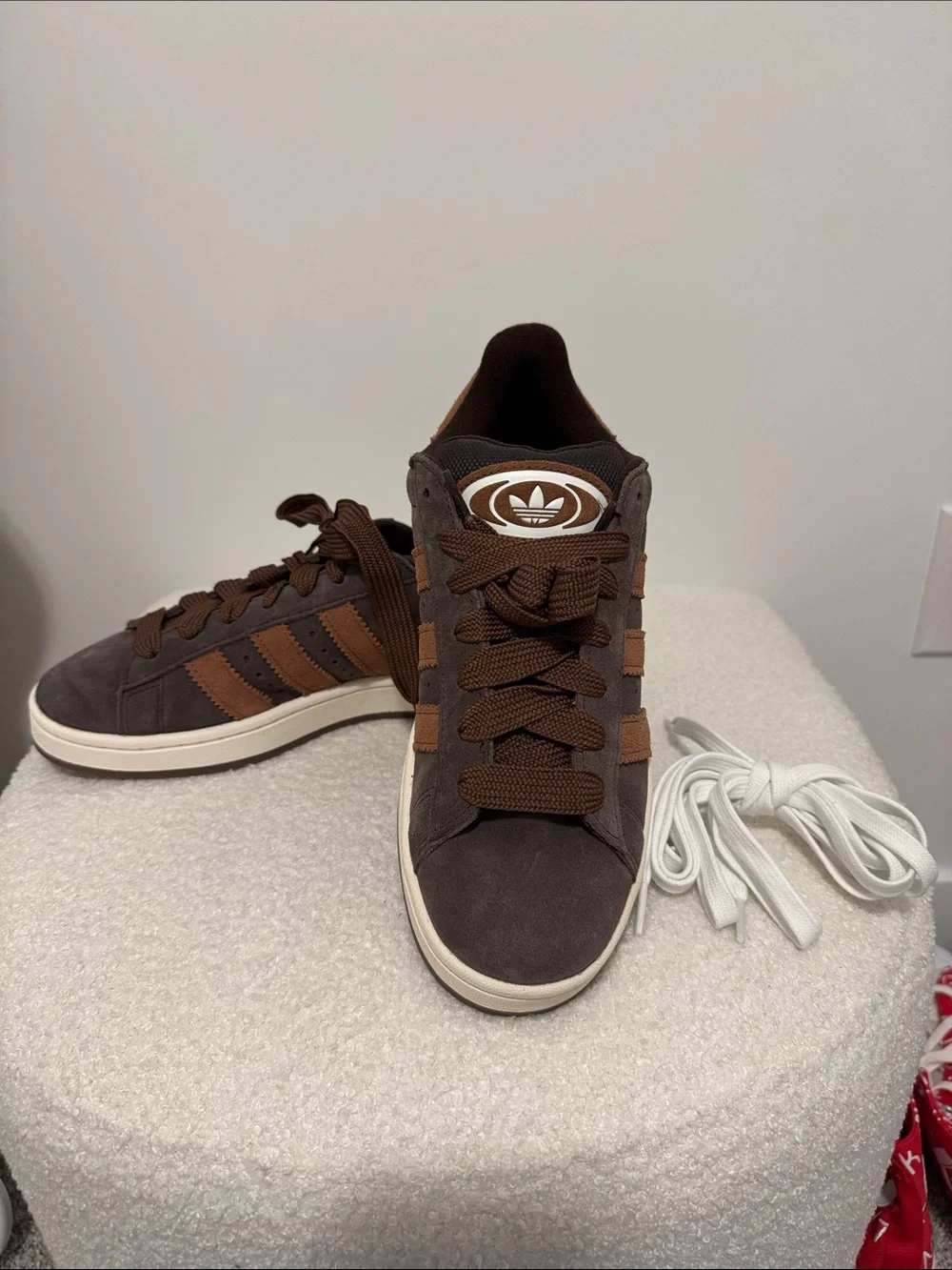 Brand new Adidas Originals Brown and Tan Suede campus Sneakers - size 9