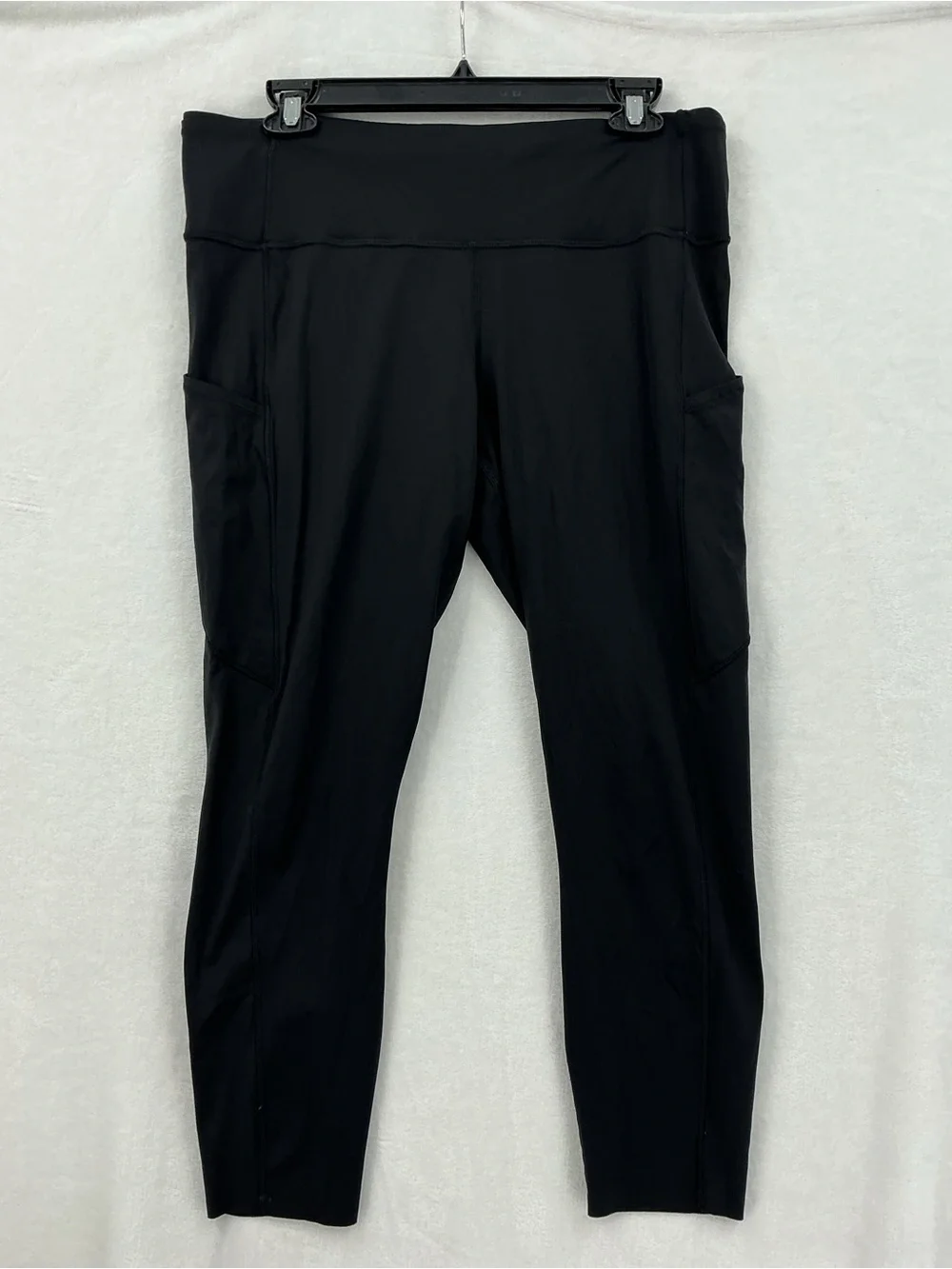lululemon athletica Black High-Rise Workout Leggings with Inner Waistband 1077