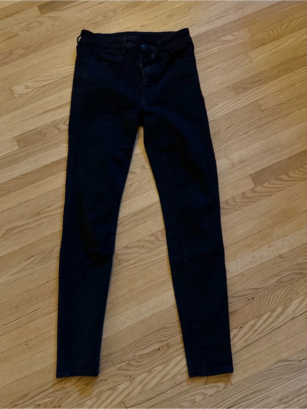 American Eagle Outfitters slim fit