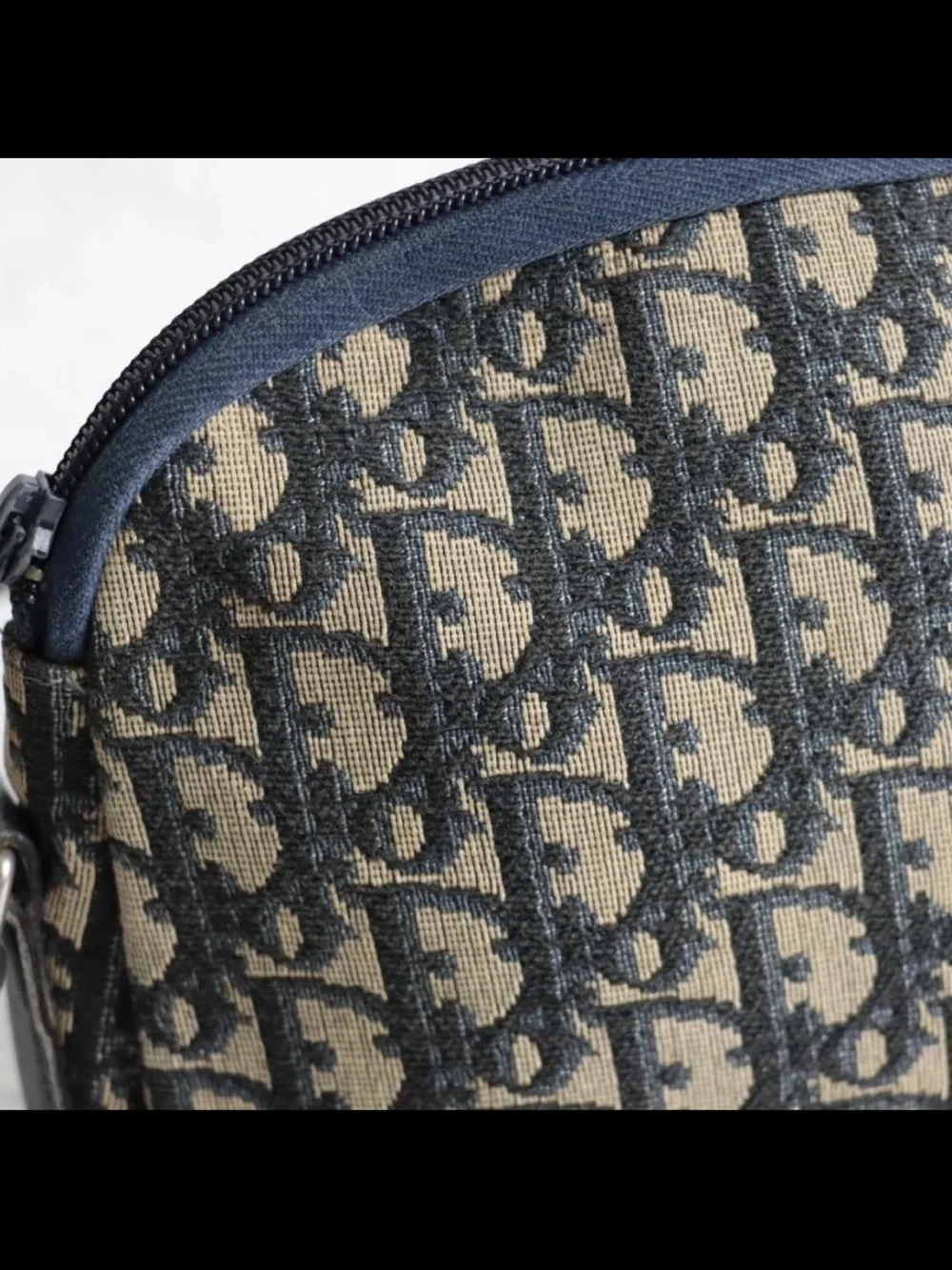 Dior classic shoulder