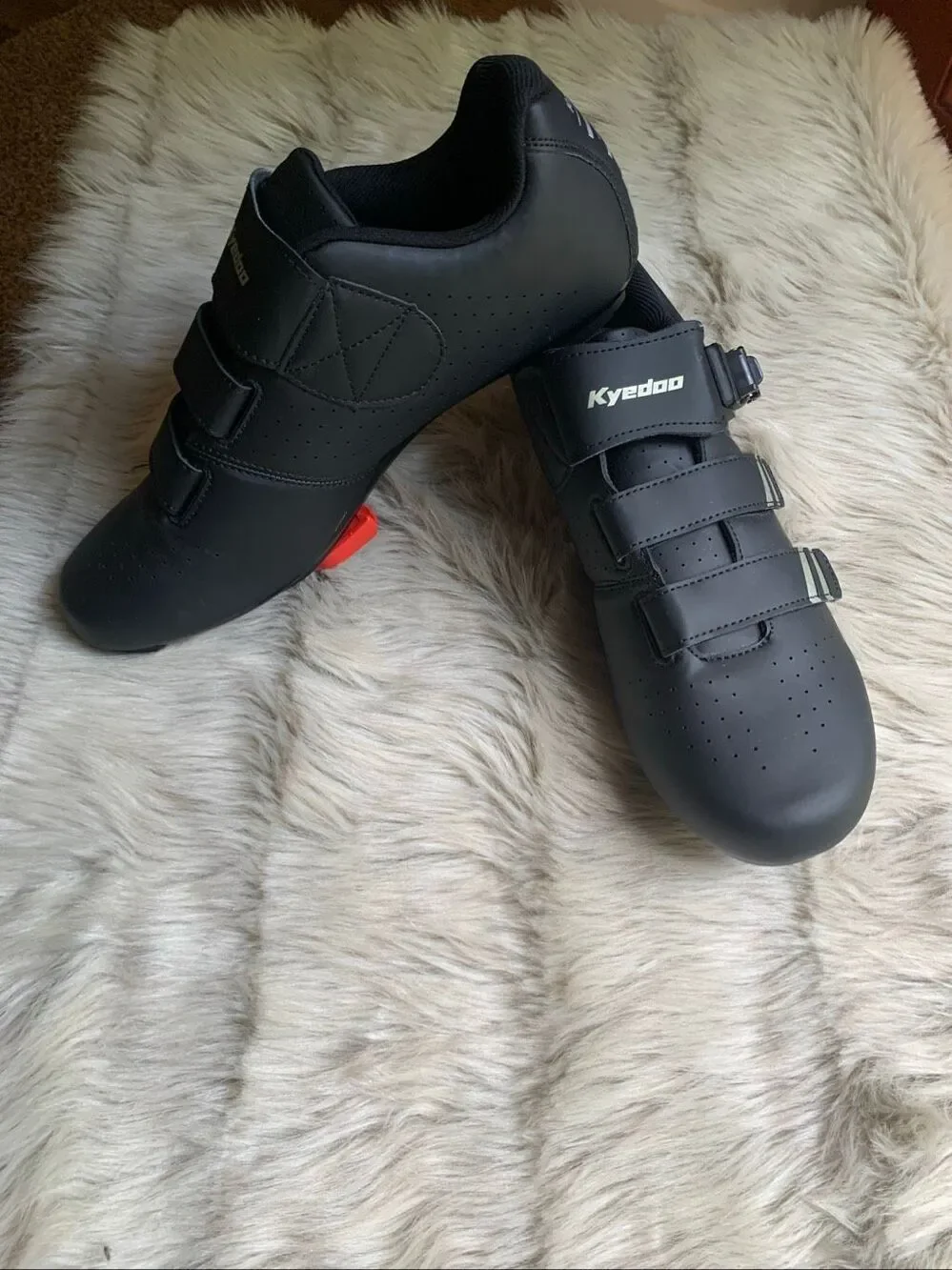 NWOT Kyedoo Unisex Cycling Shoes EU 45 W13/M10.5