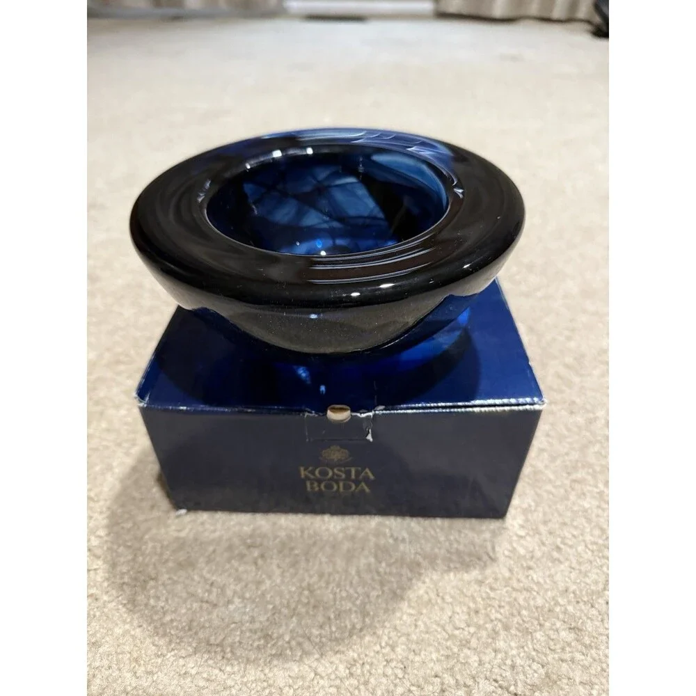 Kosta Boda Atoll Blue Swirl Glass Bowl Anna Ehrner Sweden Hand Blown Decorative