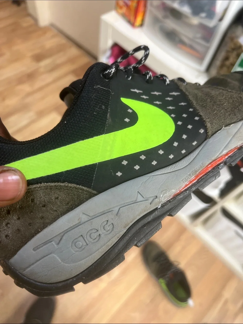 Nike low top