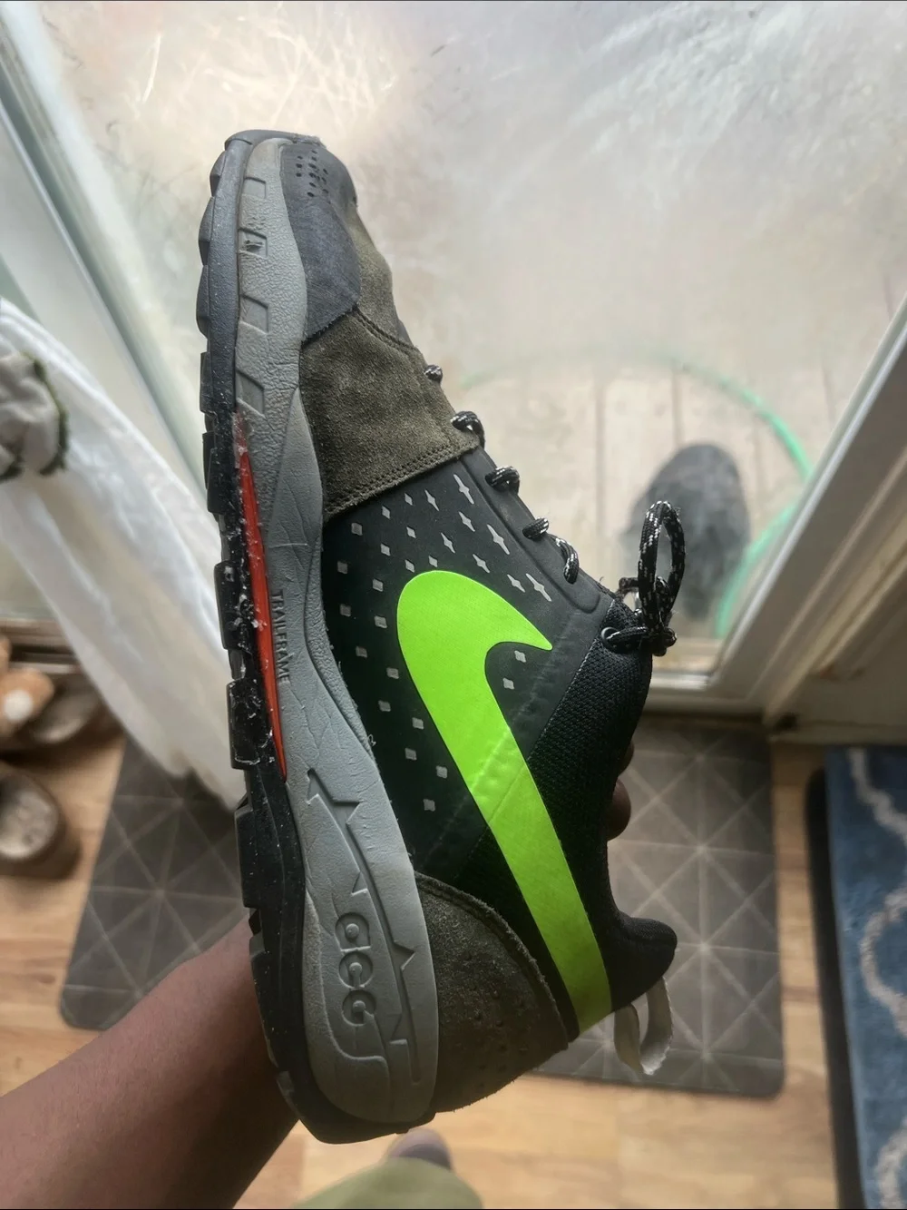 Nike low top