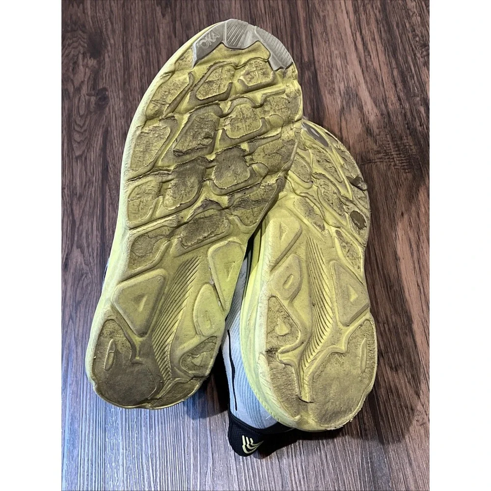 Hoka One One 🙏 see