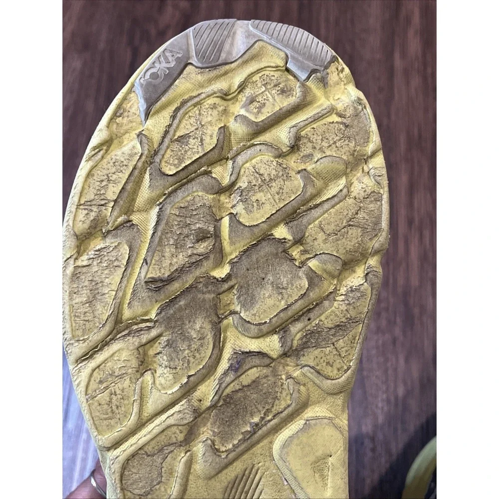 Hoka One One 🙏 see