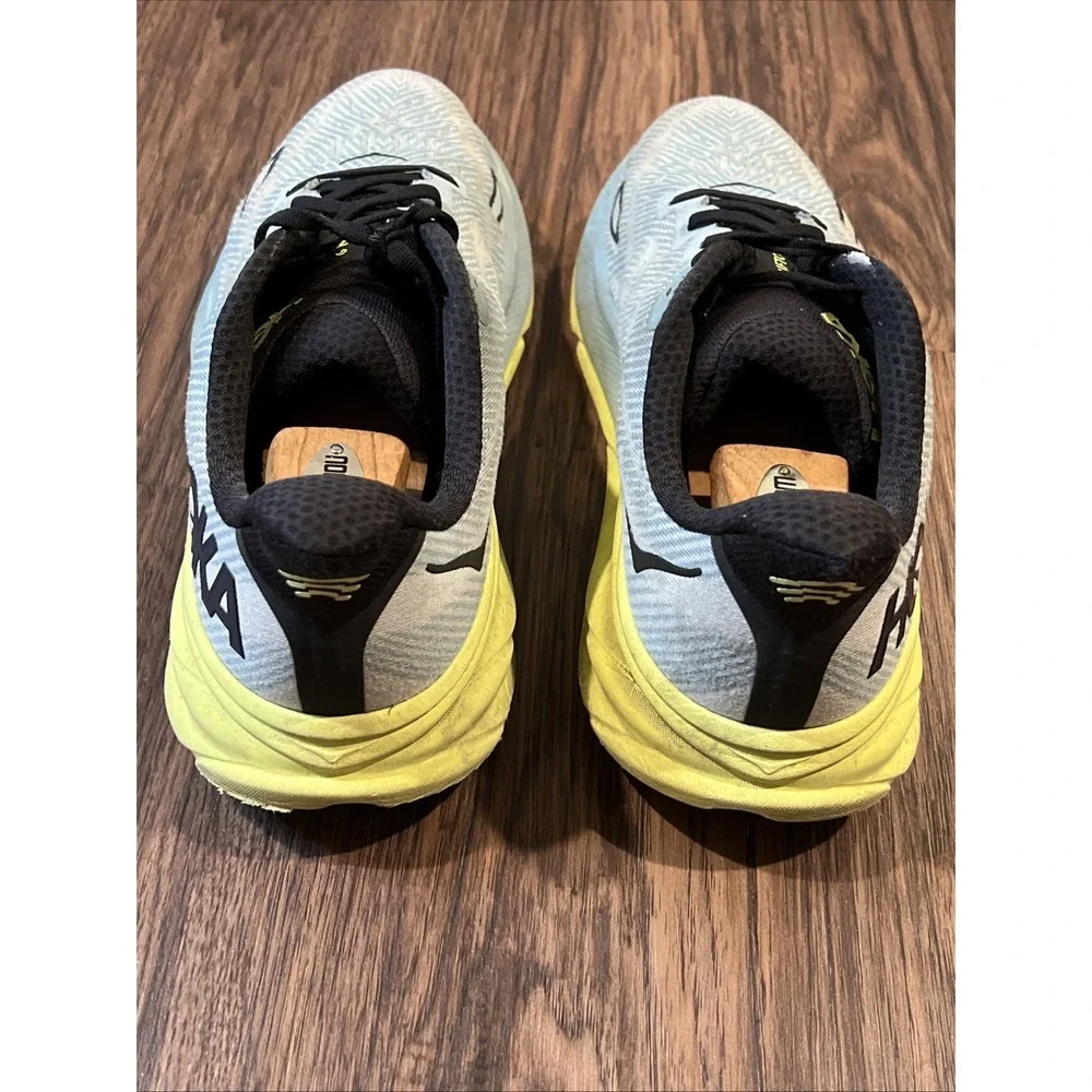 Hoka One One 🙏 see