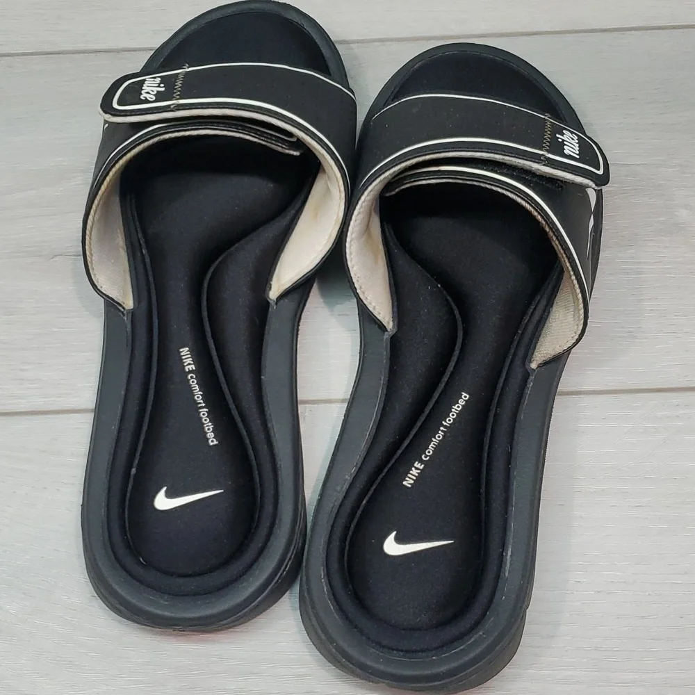 Nike Womens Comfort Footbed Sandals Slide Flats shoes sz 10