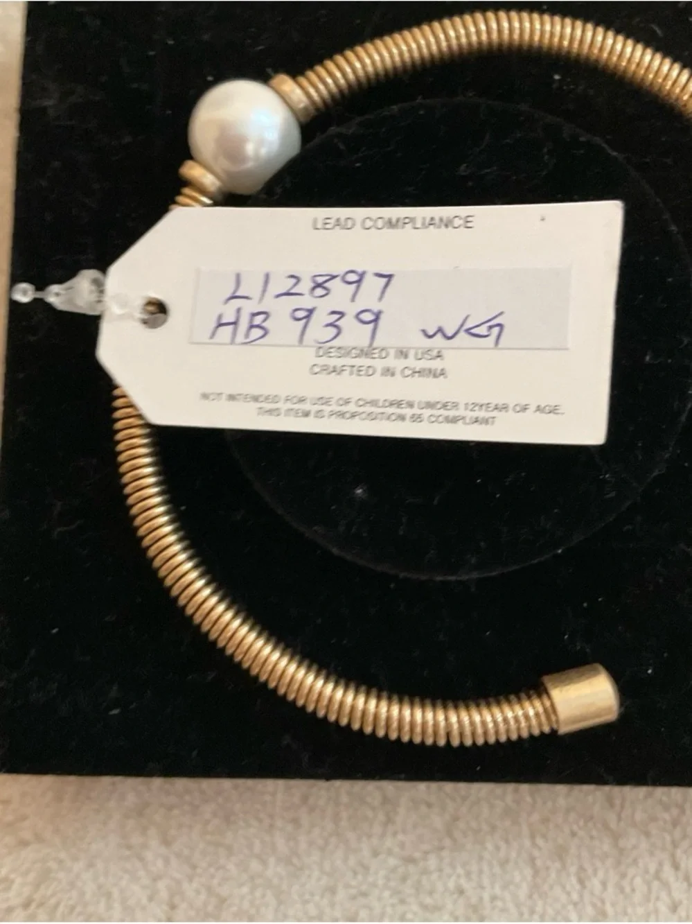 Pomina gold tone