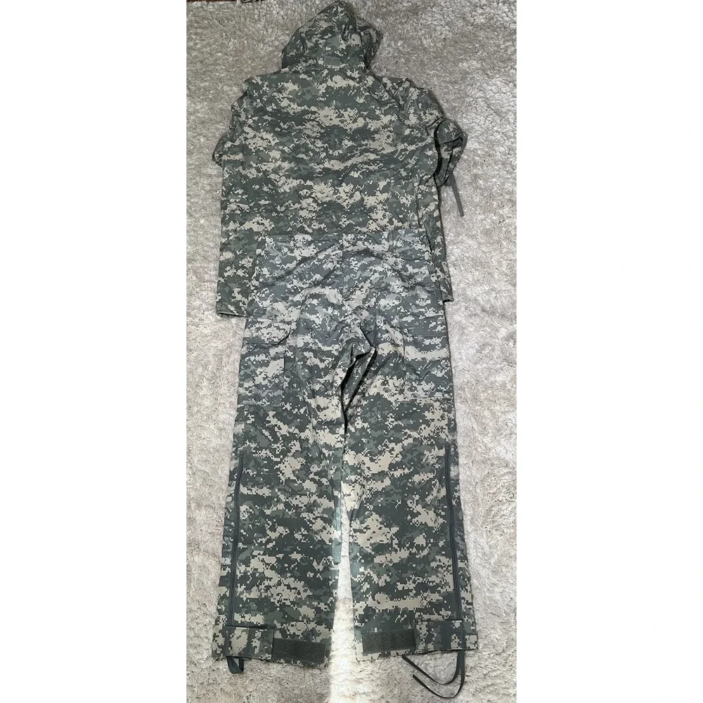Military Uniform Size Large Gore-Tex Cold Universal Camo Pants Medium Jacket